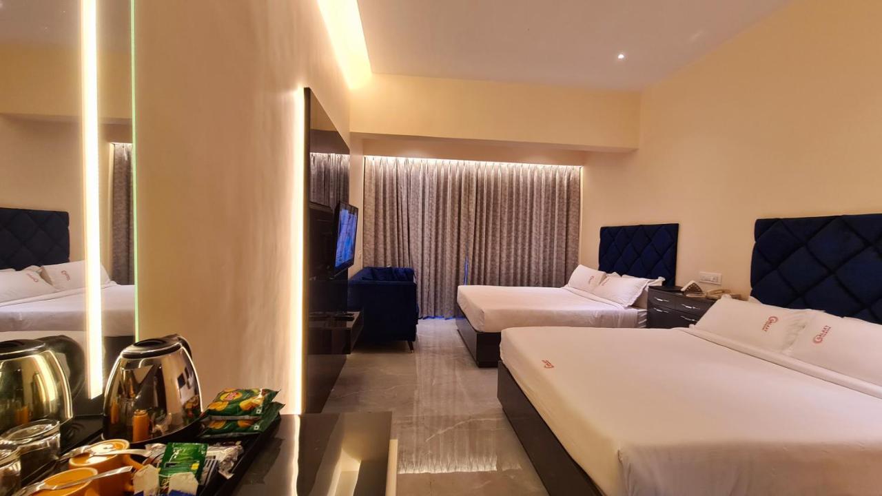 Galaxy Club & Hotel Bijapur  Exterior photo