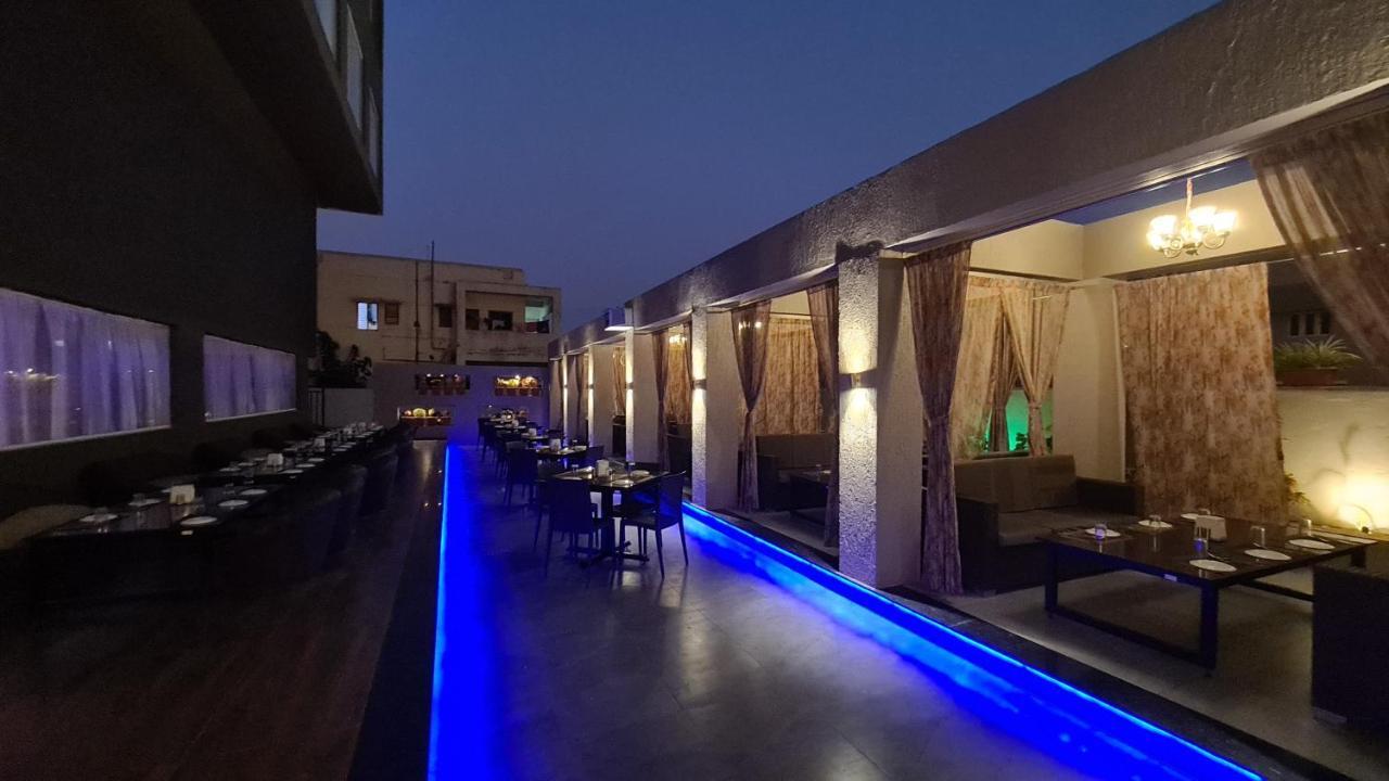 Galaxy Club & Hotel Bijapur  Exterior photo
