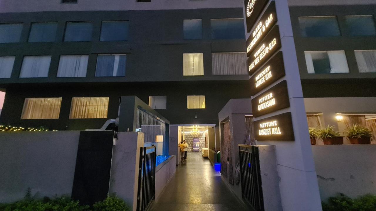 Galaxy Club & Hotel Bijapur  Exterior photo